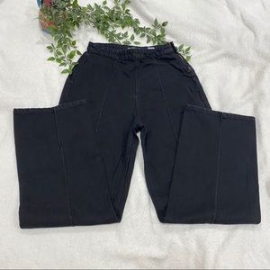 Pretty Little Thing High Waisted Wide Leg Jeans 🎱